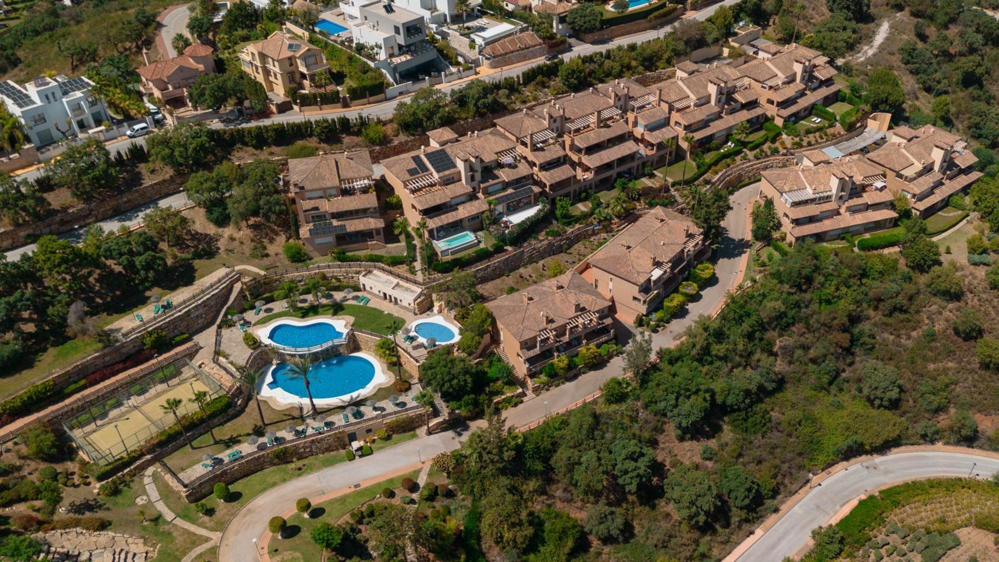 דירות Sitio de Calahonda Private Heatable Infinity Pool With Sea Views In La Mairena, Marbella מראה חיצוני תמונה
