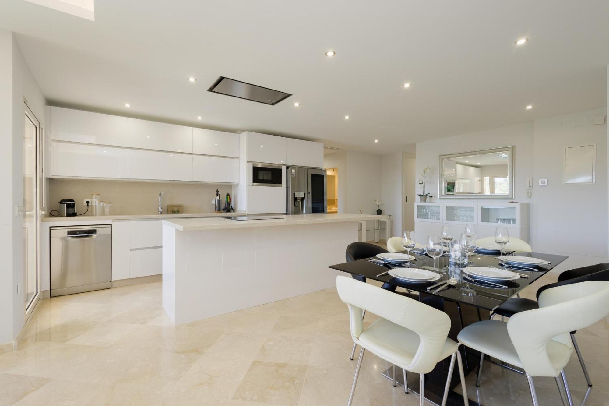 דירות Sitio de Calahonda Private Heatable Infinity Pool With Sea Views In La Mairena, Marbella מראה חיצוני תמונה